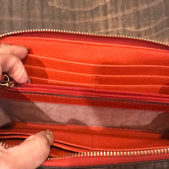 Michael Kors wallet - Picture 4 of 4